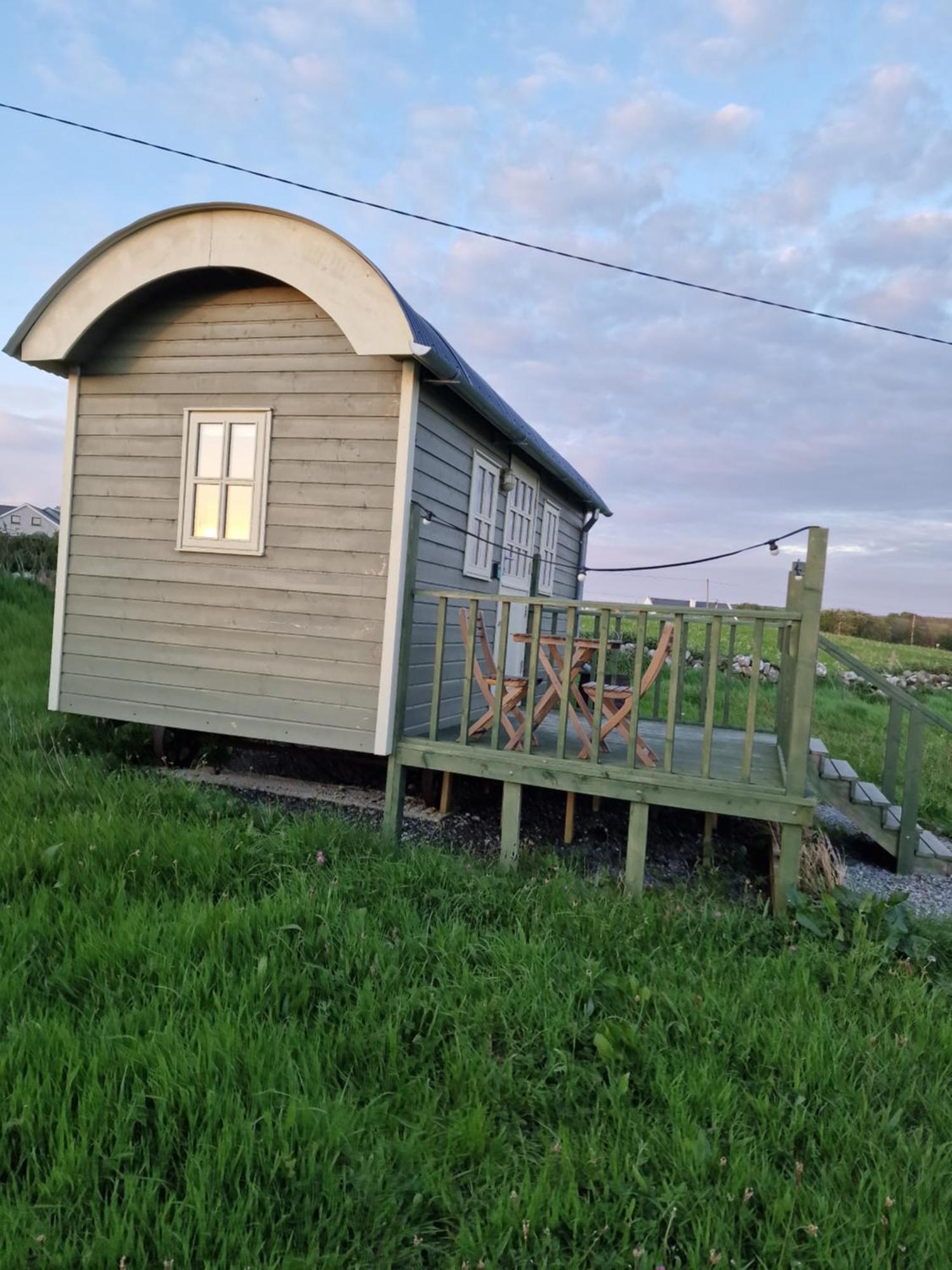 Wild Meadow Huts Villa Doolin Ngoại thất bức ảnh